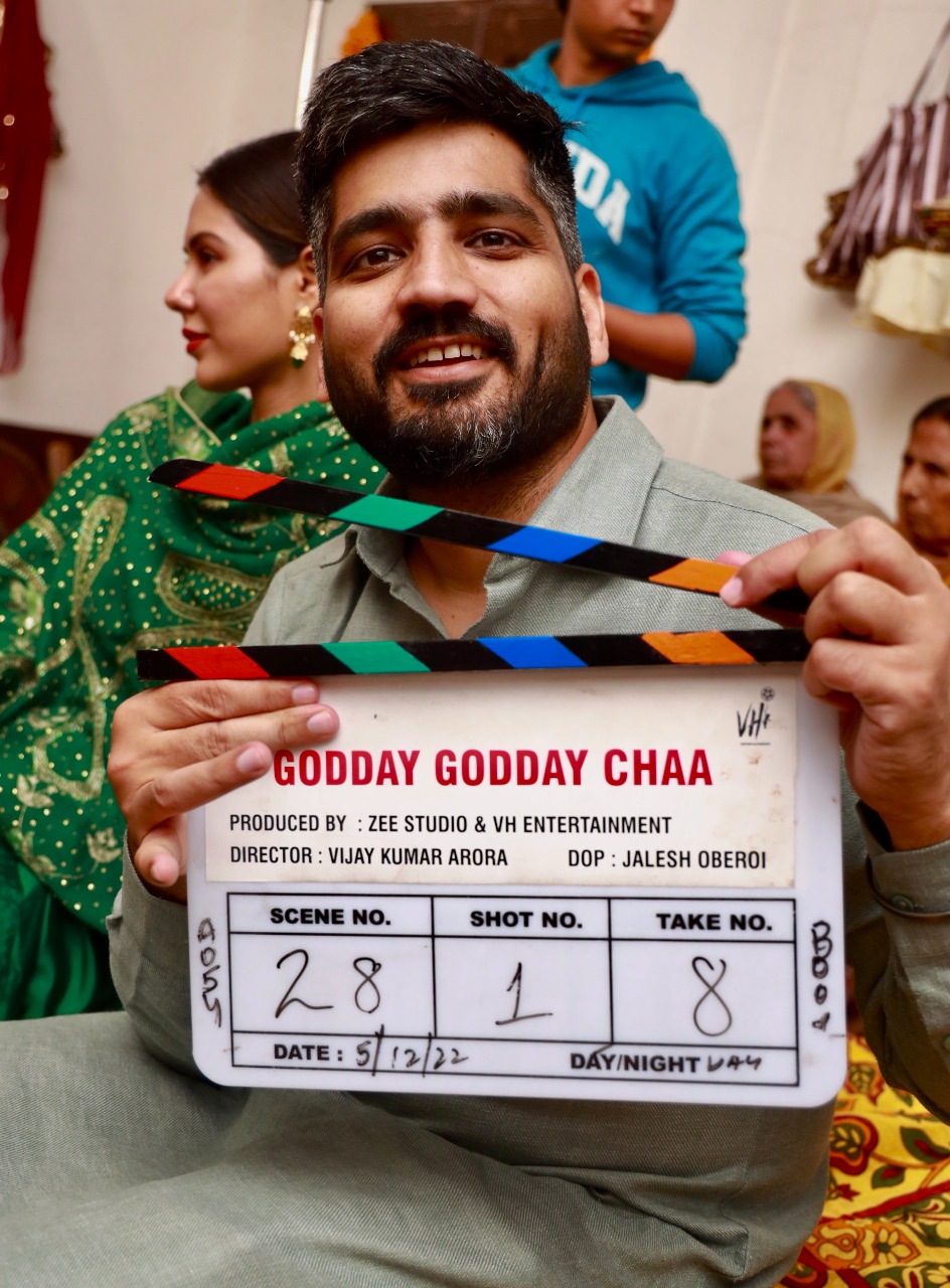 Jagdeep sidhu on the set Godey godey chaa movie